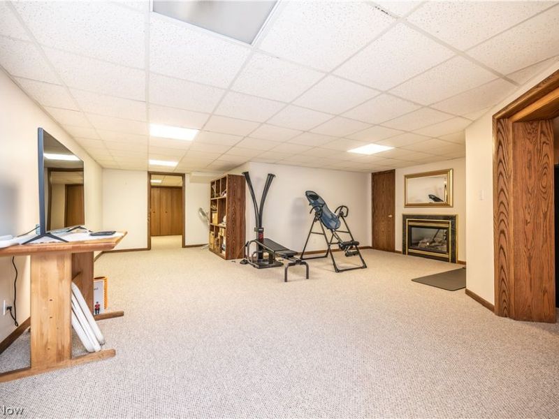 405 Airport Drive NW, Warren, OH 44481 Photo 34