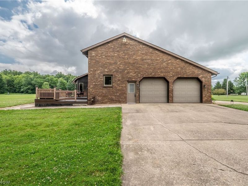 405 Airport Drive NW, Warren, OH 44481 Photo 40