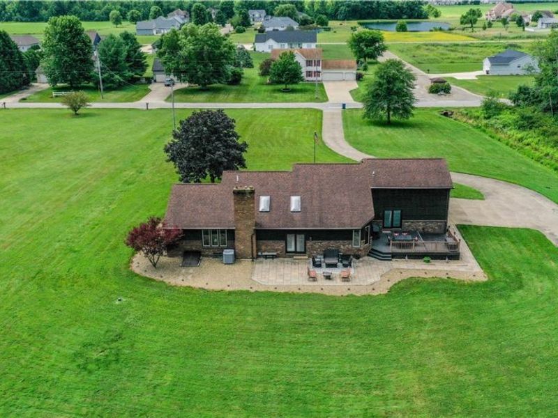 405 Airport Drive NW, Warren, OH 44481 Photo 47