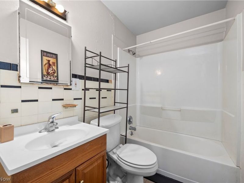 7800 Denison Avenue, Cleveland, OH 44102 Photo 10