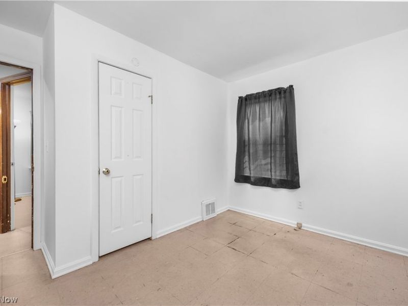 7800 Denison Avenue, Cleveland, OH 44102 Photo 16