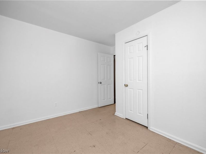 7800 Denison Avenue, Cleveland, OH 44102 Photo 17