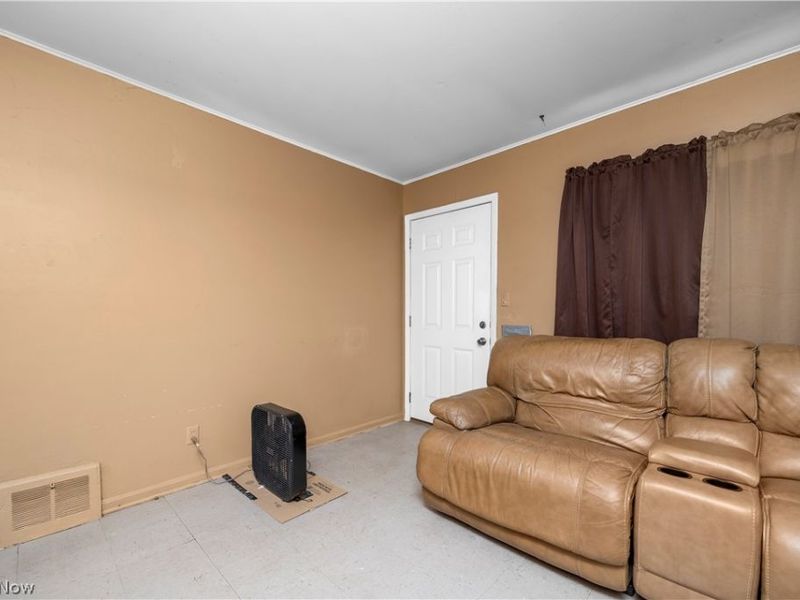 7800 Denison Avenue, Cleveland, OH 44102 Photo 4