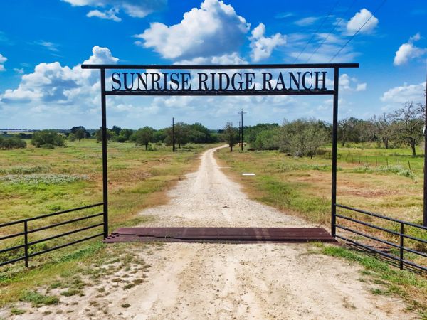 0 Cr 284, Gonzales, TX 78629