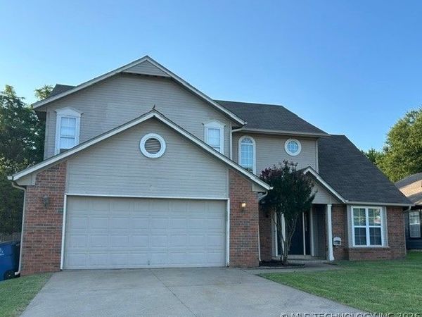 9109 E 88th Court, Tulsa, OK 74133