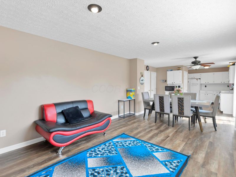 2979 Ambarwent Road, Reynoldsburg, OH 43068 Photo 12