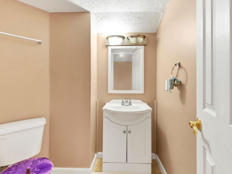 2979 Ambarwent Road, Reynoldsburg, OH 43068 Photo 39