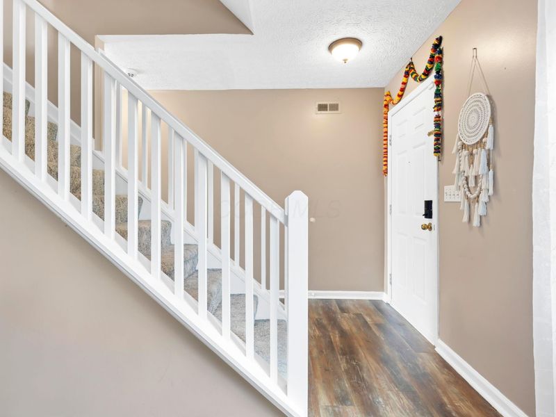 2979 Ambarwent Road, Reynoldsburg, OH 43068 Photo 7
