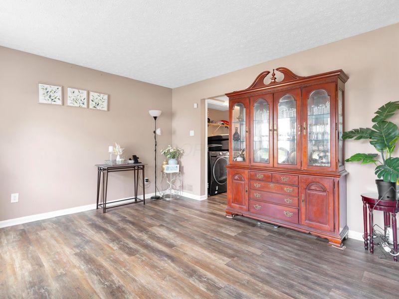 2979 Ambarwent Road, Reynoldsburg, OH 43068 Photo 9