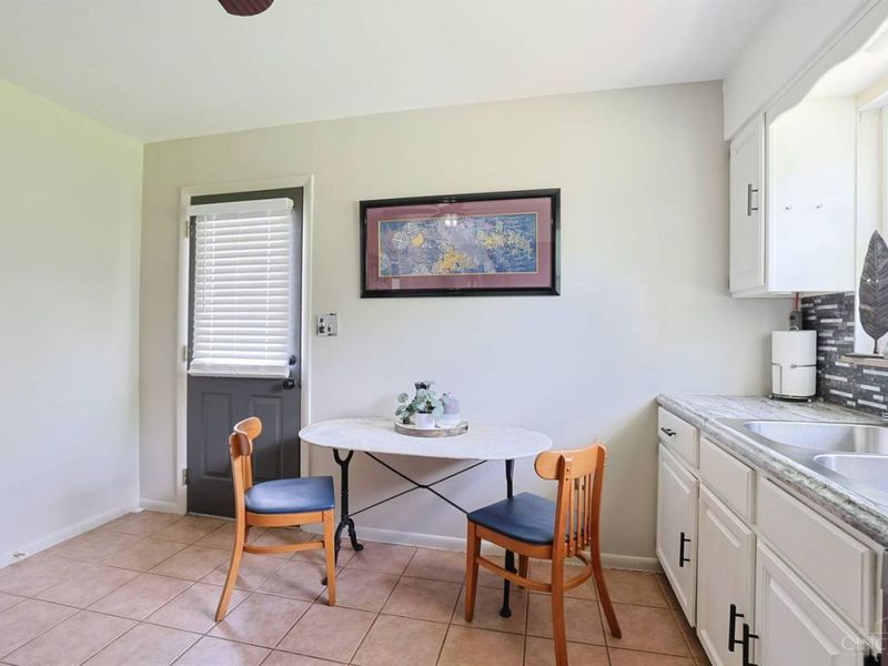 4512 Leslie Avenue, Blue Ash, OH 45242 Photo 8