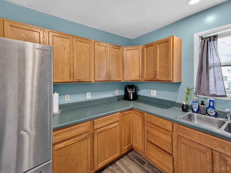 922 Chamberlain Avenue, Lincoln Heights, OH 45215 Photo 6