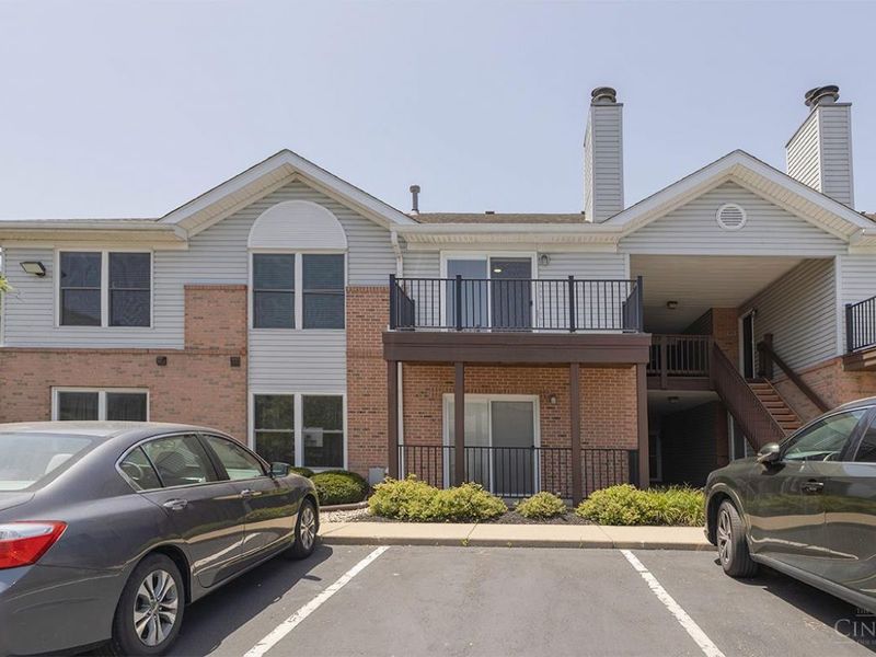 7509 Somerset Drive, Mason, OH 45040 Photo 2
