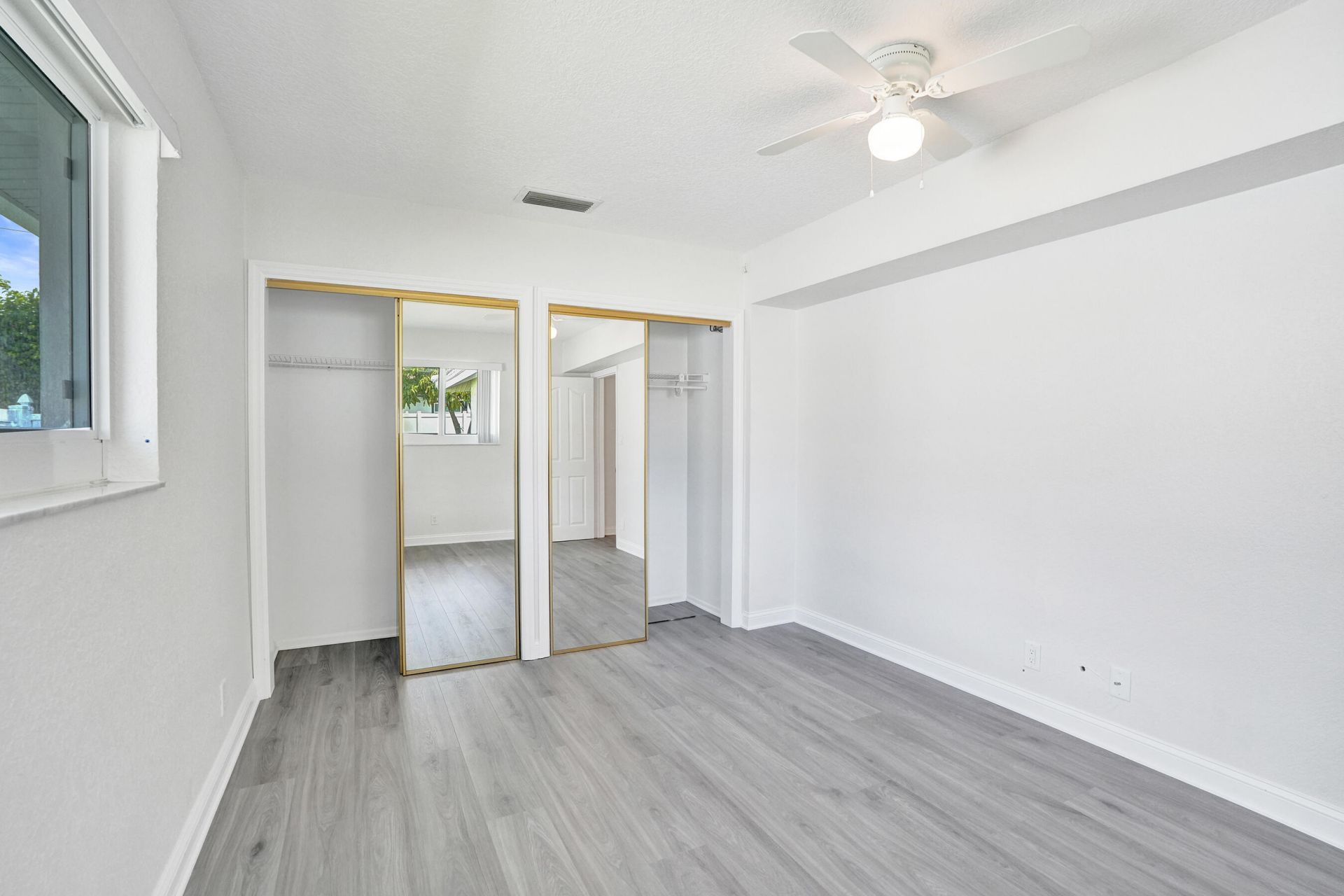 4755 NE 23rd Avenue, Fort Lauderdale, FL 33308 Photo