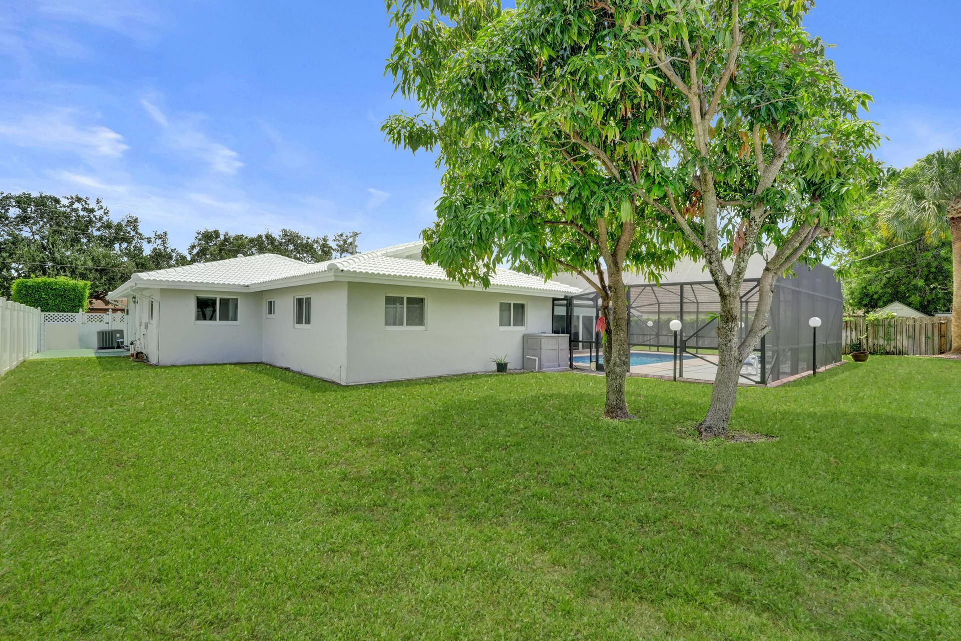 4755 NE 23rd Avenue, Fort Lauderdale, FL 33308 Photo