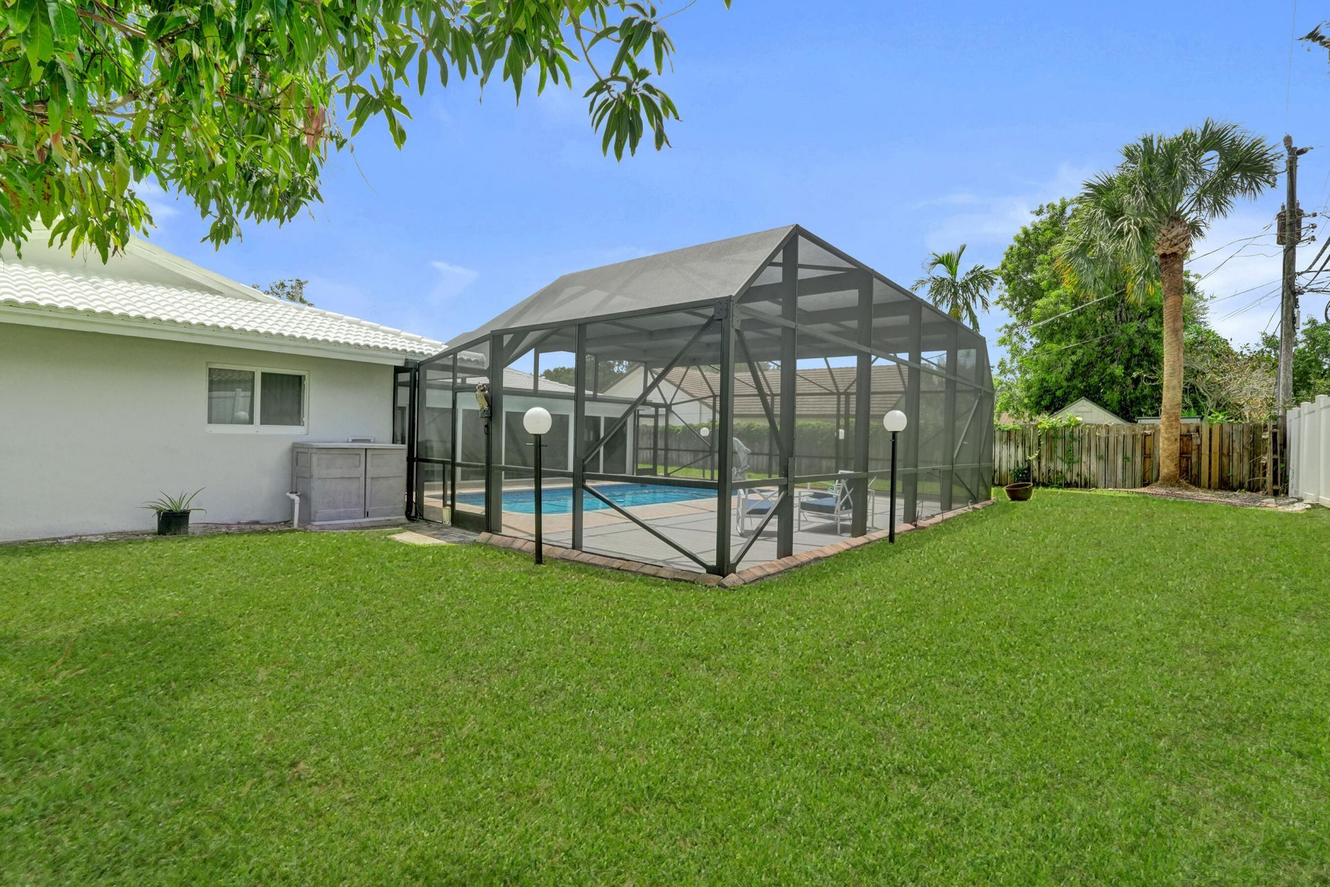 4755 NE 23rd Avenue, Fort Lauderdale, FL 33308 Photo