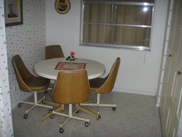 15 Willowbrook Lane, Unit 204, Delray Beach, FL 33446 Photo