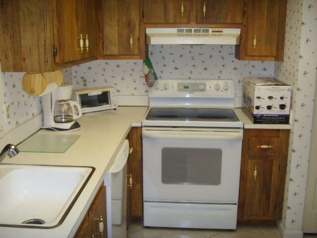 15 Willowbrook Lane, Unit 204, Delray Beach, FL 33446 Photo
