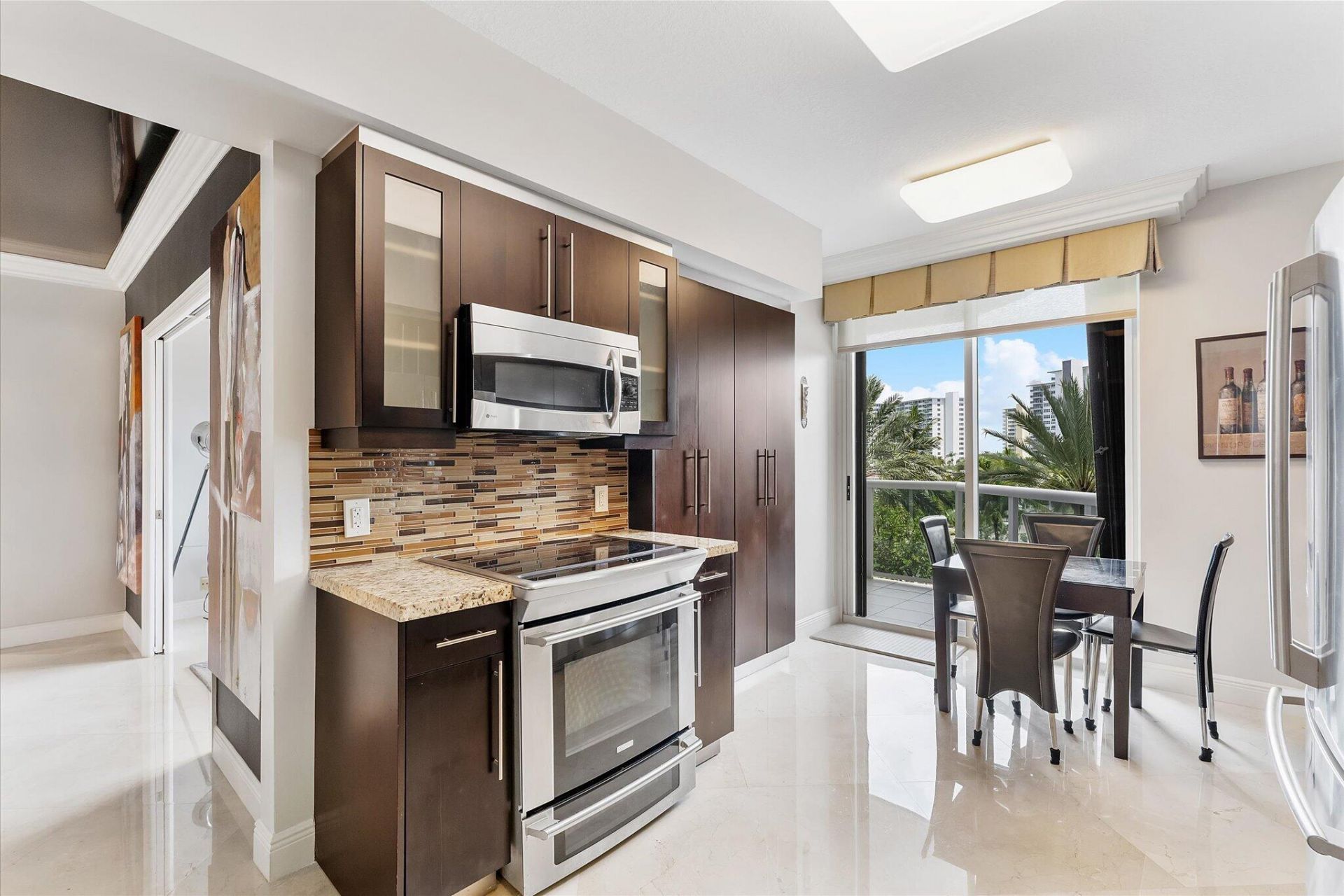 3100 N Ocean Boulevard, Unit 407, Fort Lauderdale, FL 33308 Photo