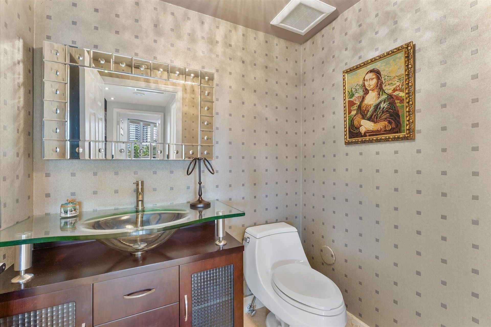 3100 N Ocean Boulevard, Unit 407, Fort Lauderdale, FL 33308 Photo