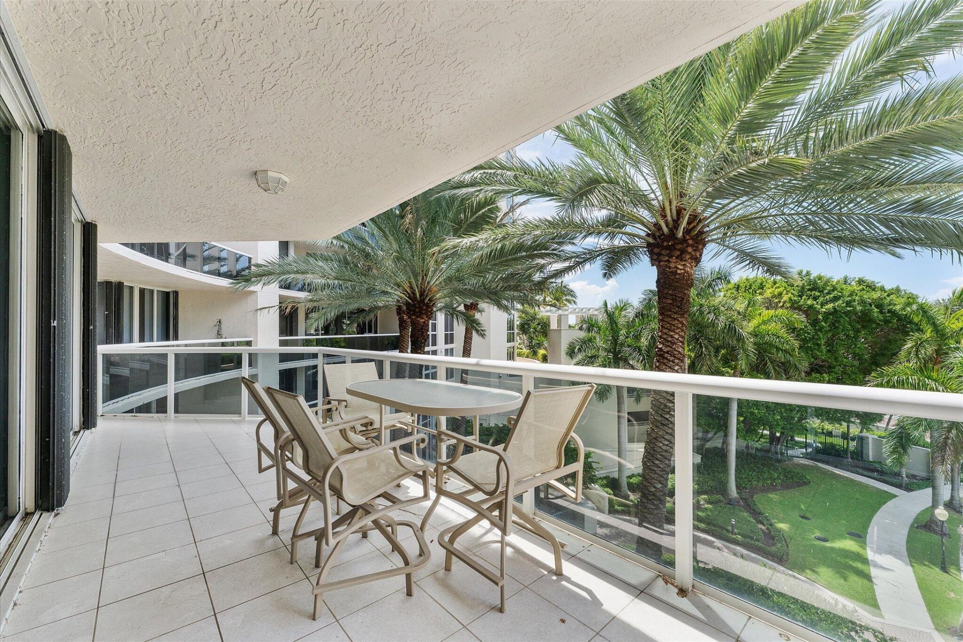 3100 N Ocean Boulevard, Unit 407, Fort Lauderdale, FL 33308 Photo