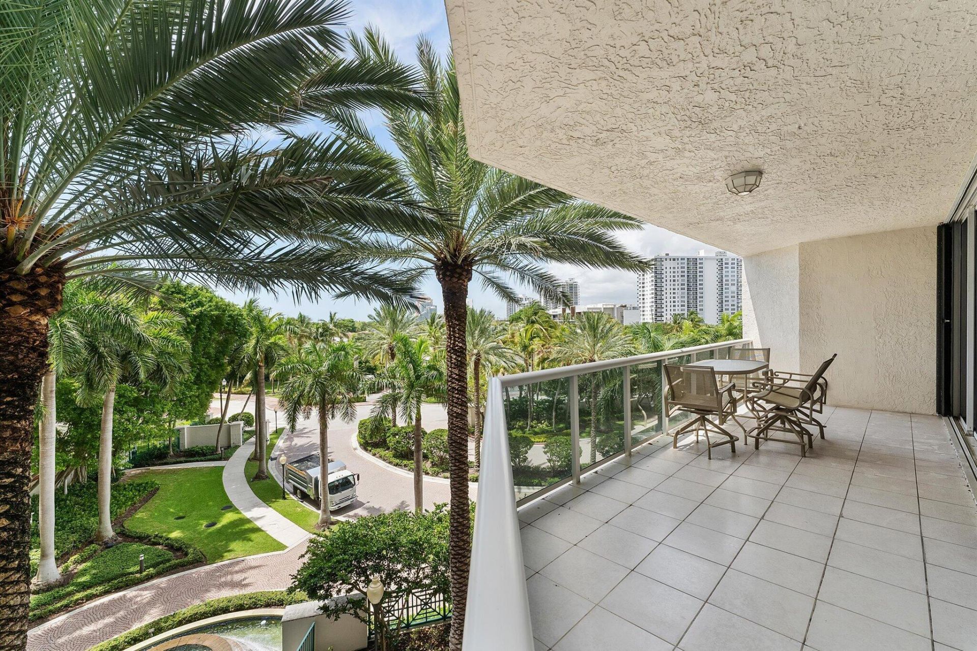 3100 N Ocean Boulevard, Unit 407, Fort Lauderdale, FL 33308 Photo