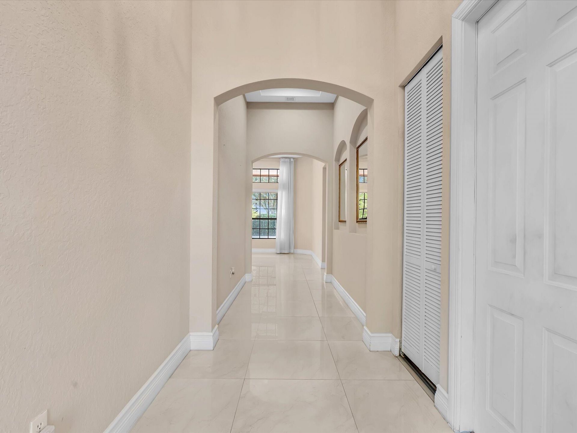 3445 NW 87th Avenue, Hollywood, FL 33024 Photo