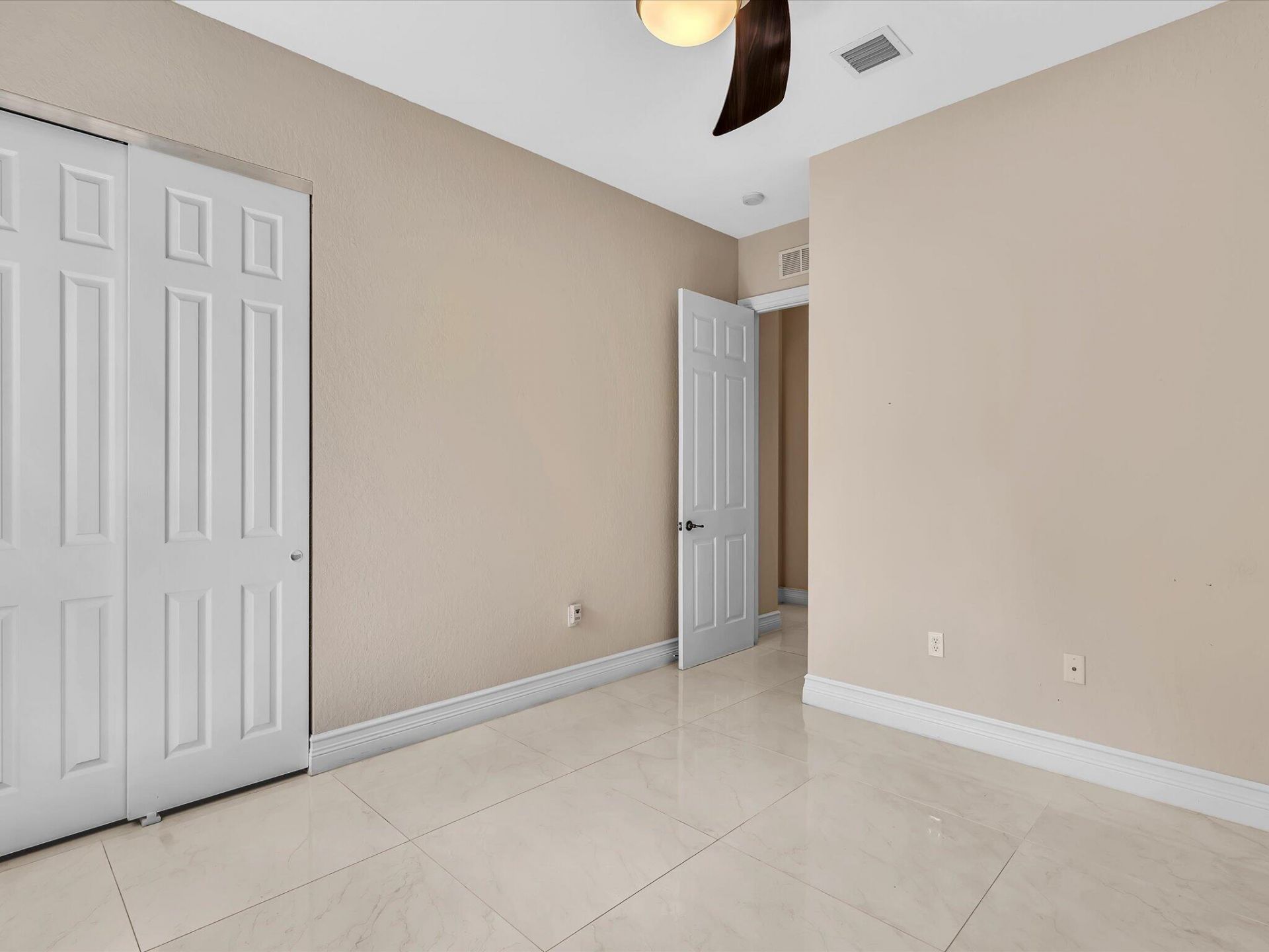 3445 NW 87th Avenue, Hollywood, FL 33024 Photo