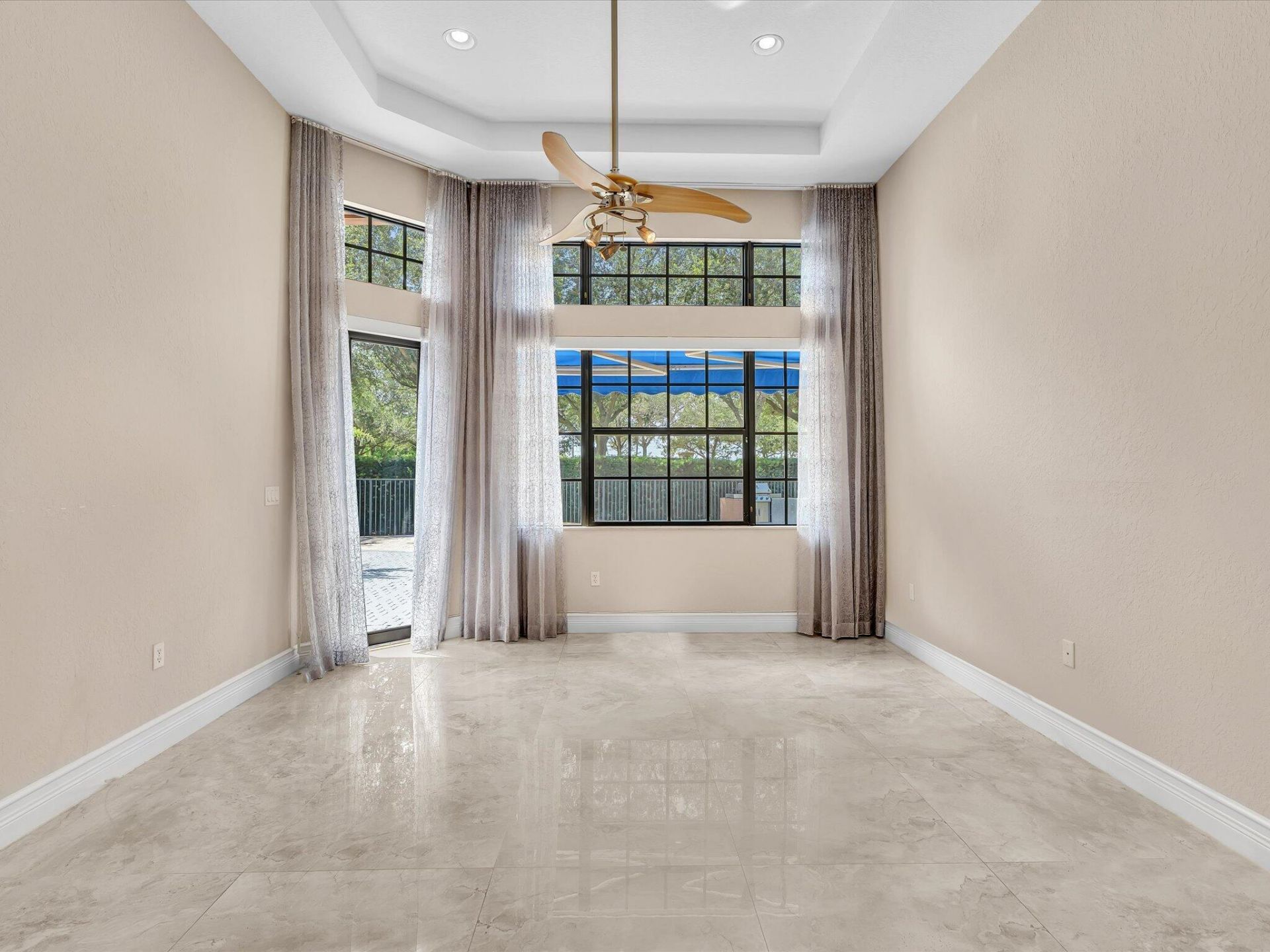3445 NW 87th Avenue, Hollywood, FL 33024 Photo
