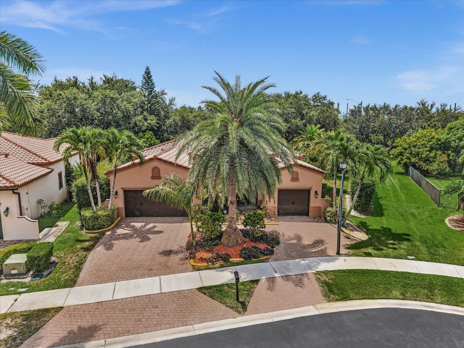 3445 NW 87th Avenue, Hollywood, FL 33024 Photo