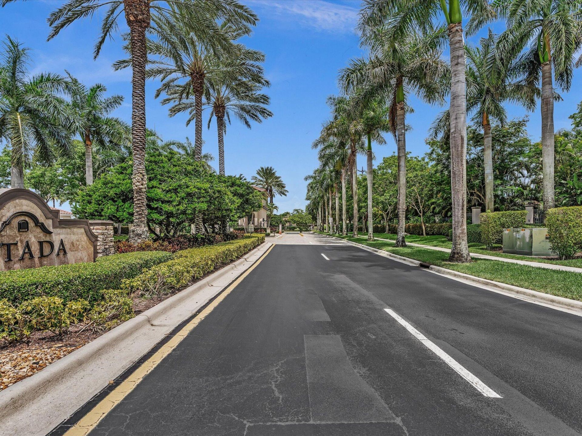 3445 NW 87th Avenue, Hollywood, FL 33024 Photo