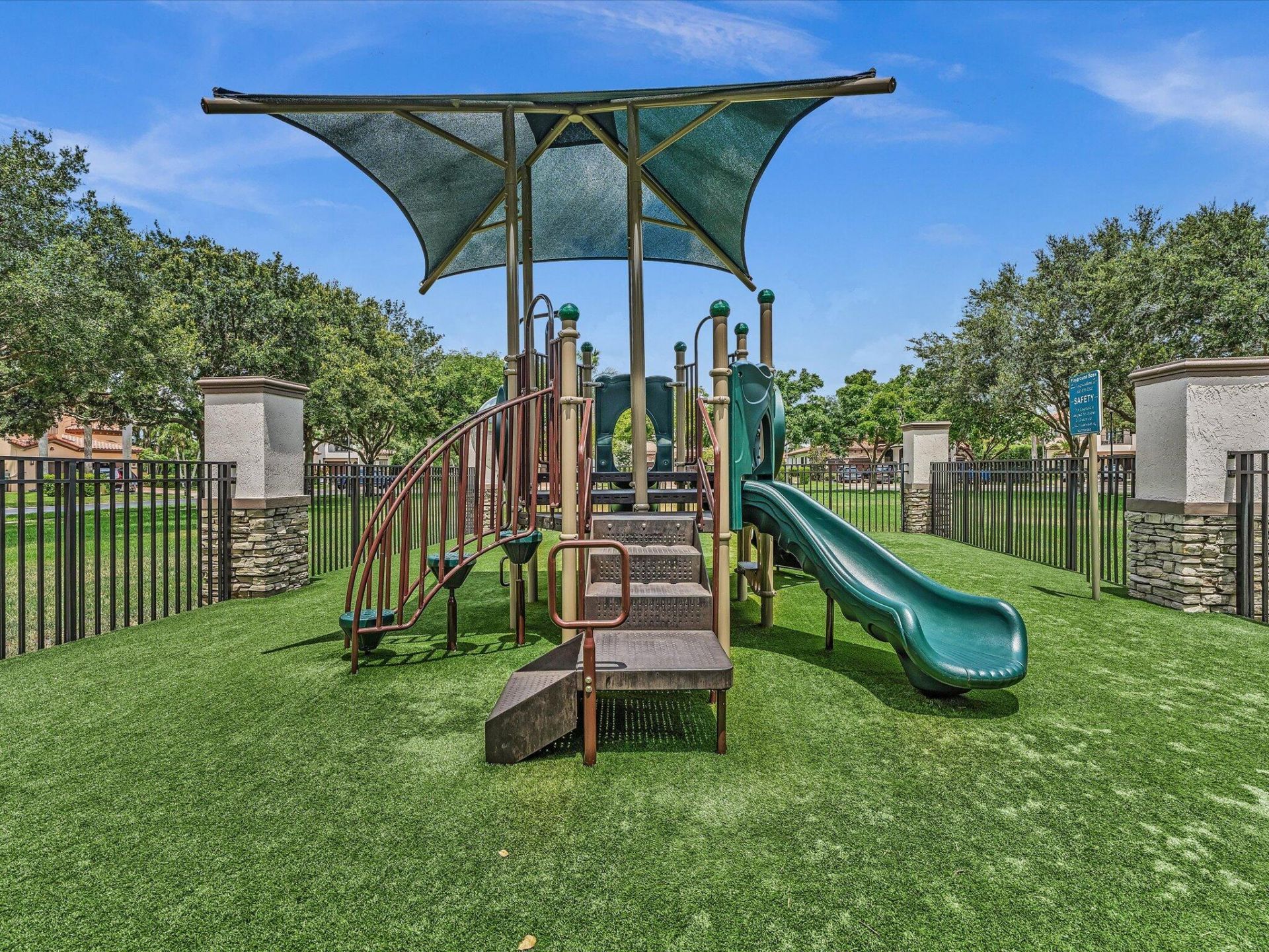 3445 NW 87th Avenue, Hollywood, FL 33024 Photo