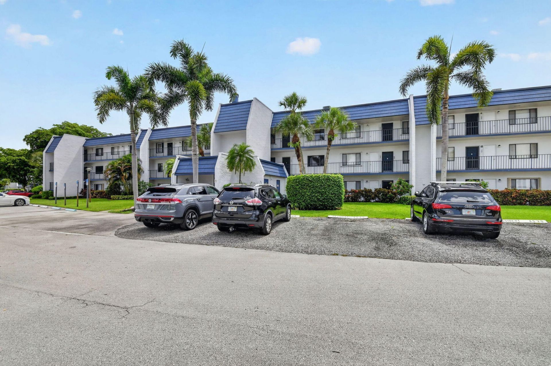 4539 Luxemburg Court, Unit 205, Lake Worth, FL 33467 Photo