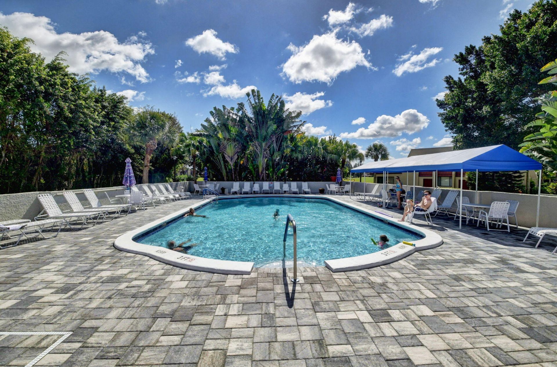 4539 Luxemburg Court, Unit 205, Lake Worth, FL 33467 Photo