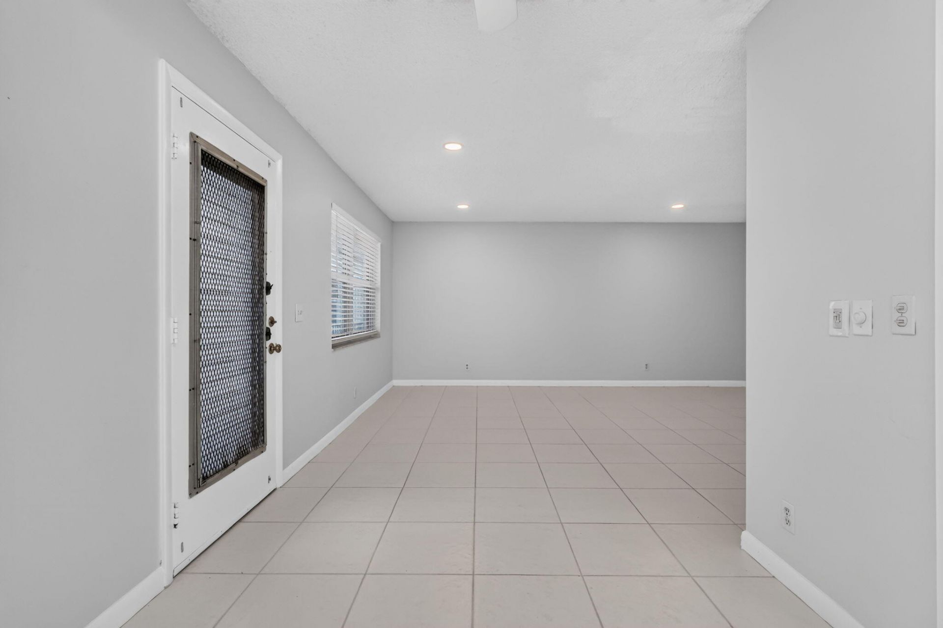 40 Burgundy A, Delray Beach, FL 33484 Photo