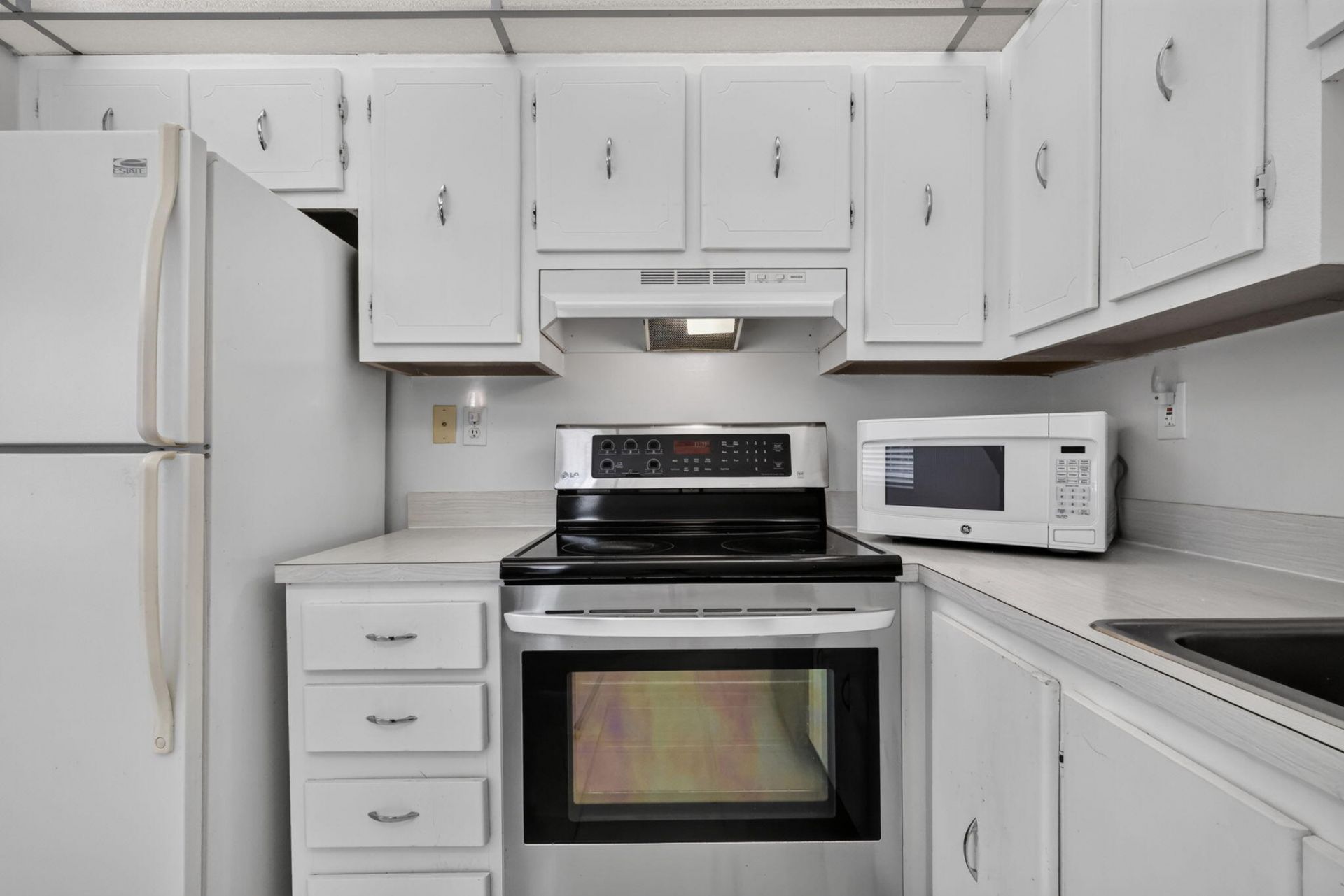 40 Burgundy A, Delray Beach, FL 33484 Photo