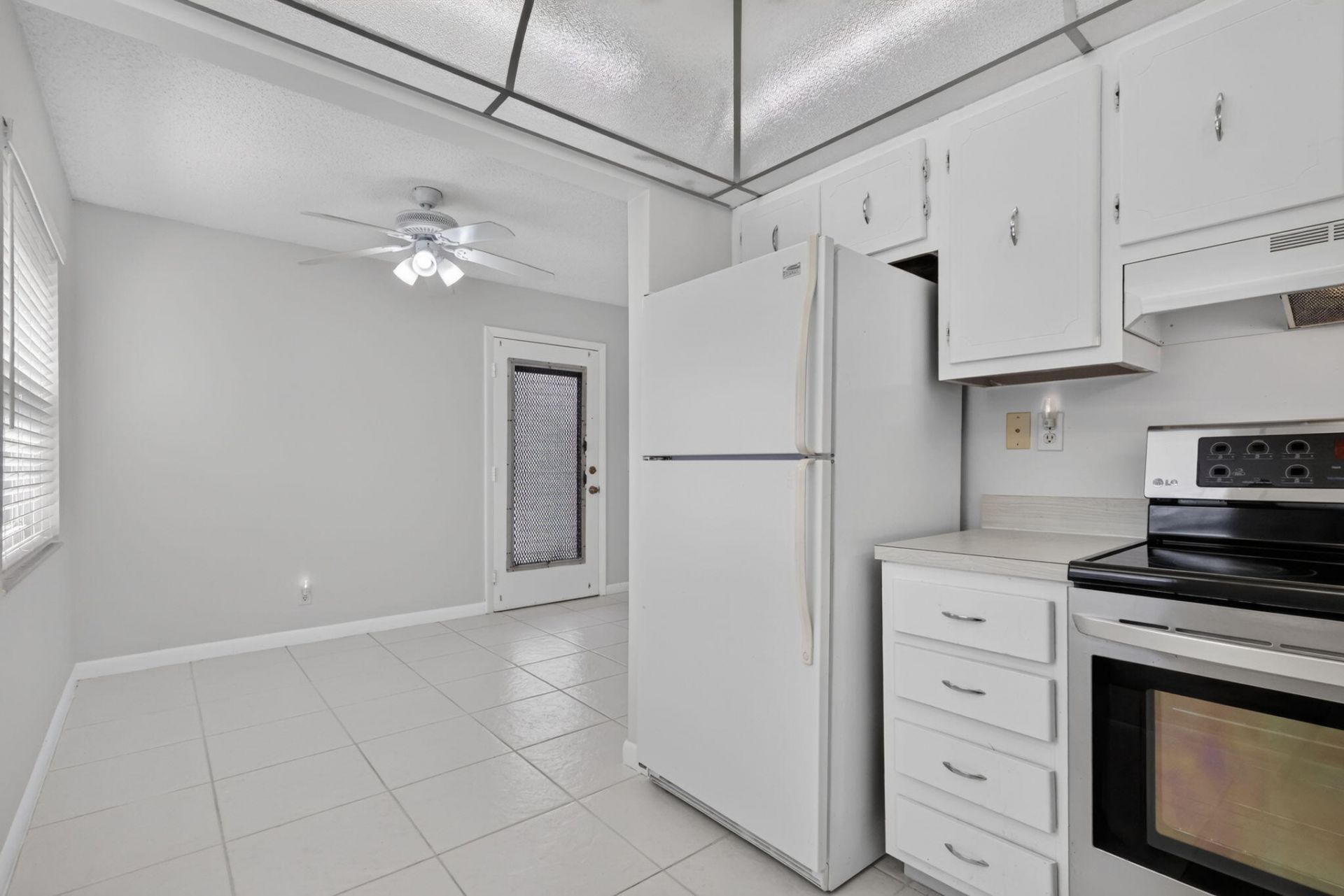 40 Burgundy A, Delray Beach, FL 33484 Photo