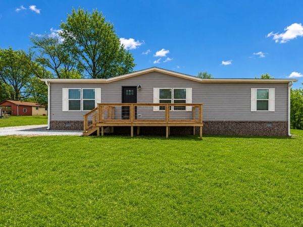 1 Old Jackson Rd , Trenton, TN 38382