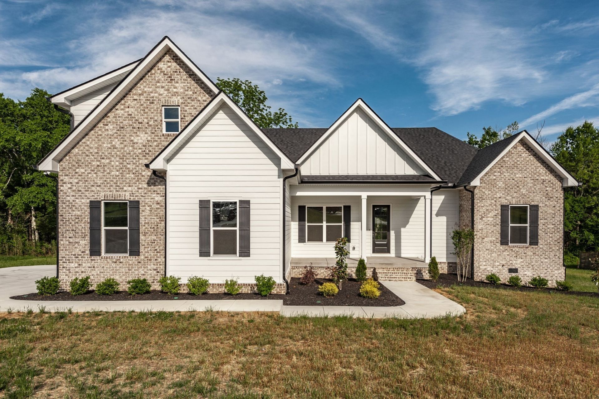 330 Thoroughbred Ln, Hartsville, TN 37074 Main Photo