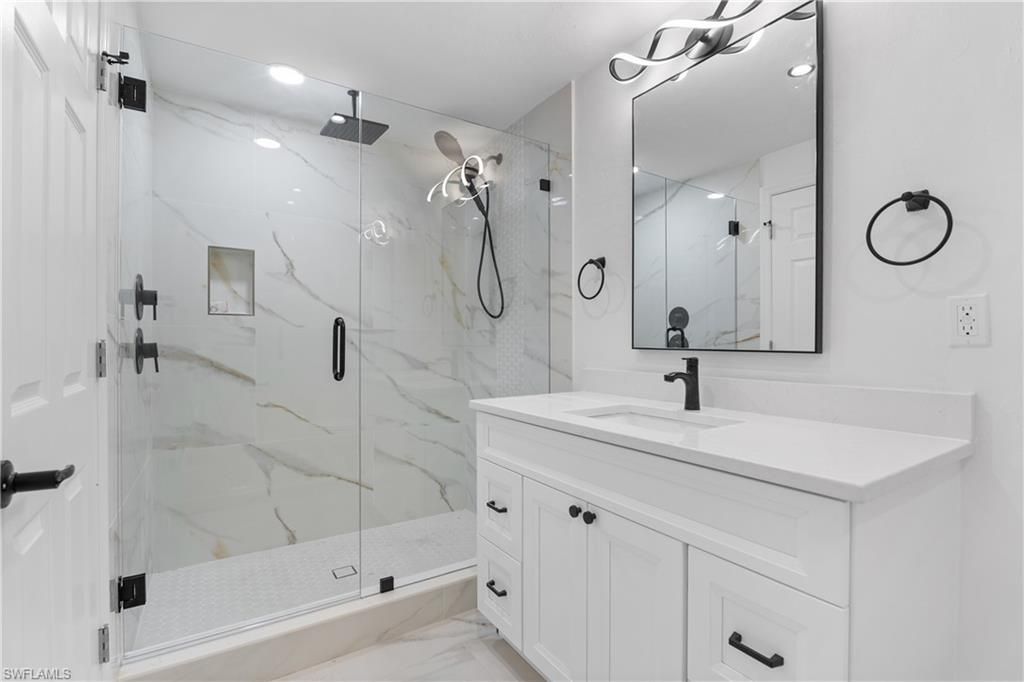 66 River Ct , Naples, FL 34110 Photo