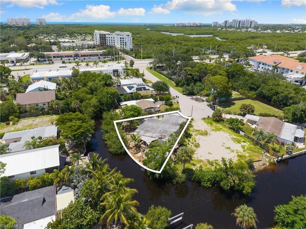 66 River Ct , Naples, FL 34110 Photo