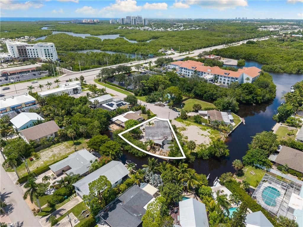 66 River Ct , Naples, FL 34110 Photo