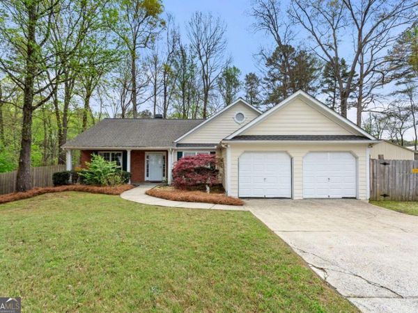 2701 Abbotts Glen Place NW, Acworth, GA 30101