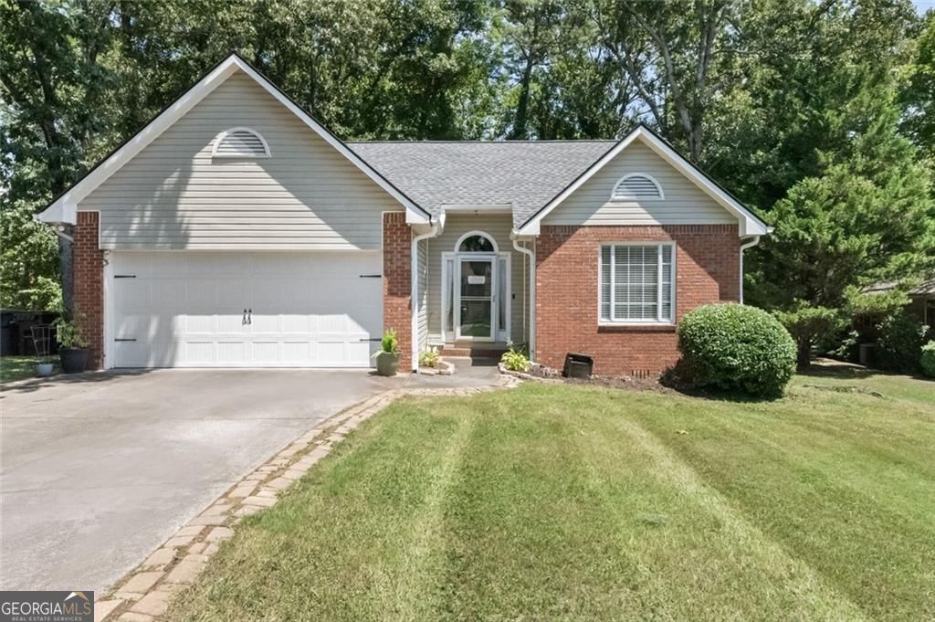 45 White Oak Drive Se, Cartersville, GA 30121 Main Photo