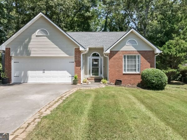 45 White Oak Dr Drive SE, Cartersville, GA 30121