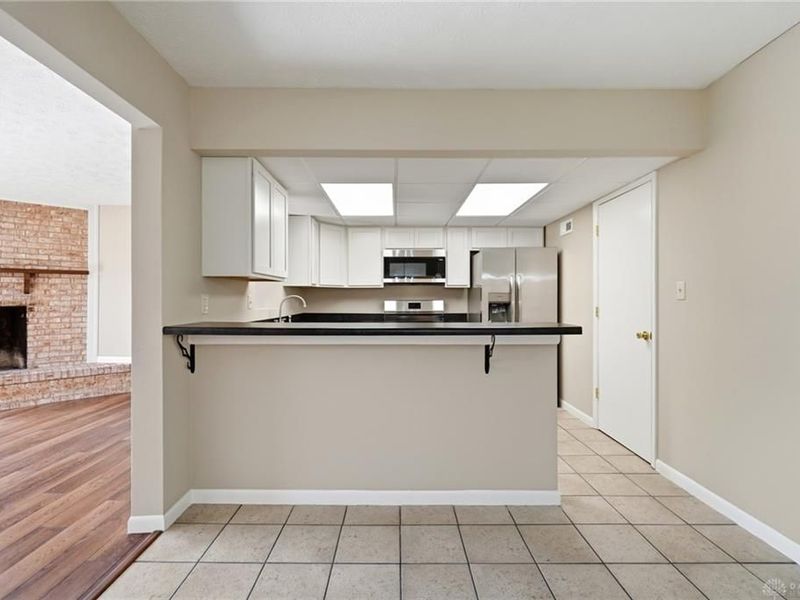 128 High Ridge Court, Franklin, OH 45005 Photo 4