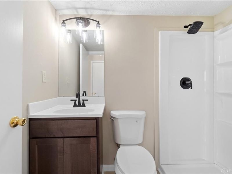128 High Ridge Court, Franklin, OH 45005 Photo 7