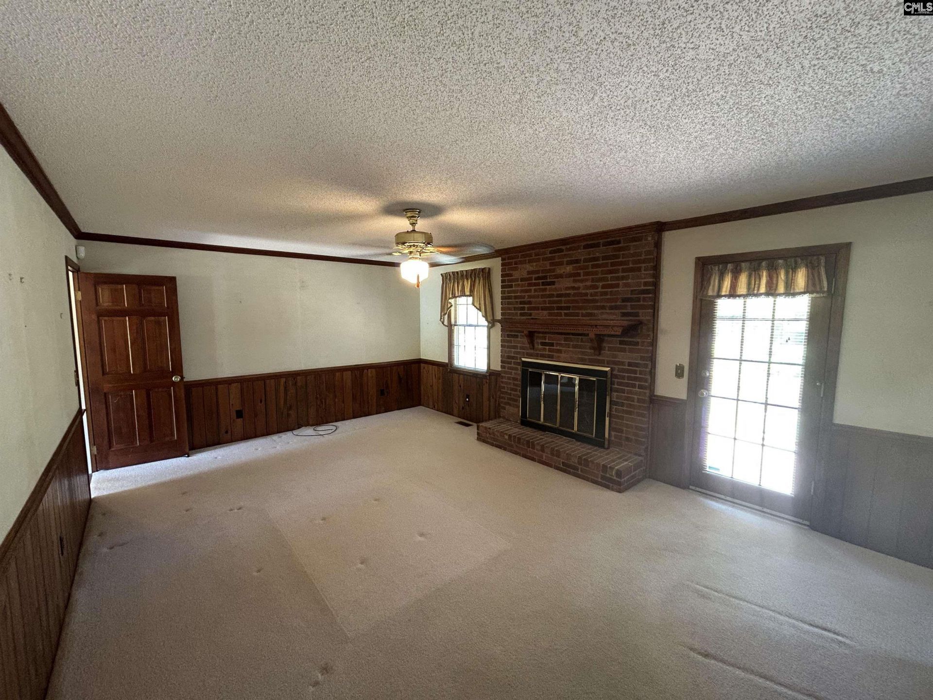 249 Tudor Road  Photo 15