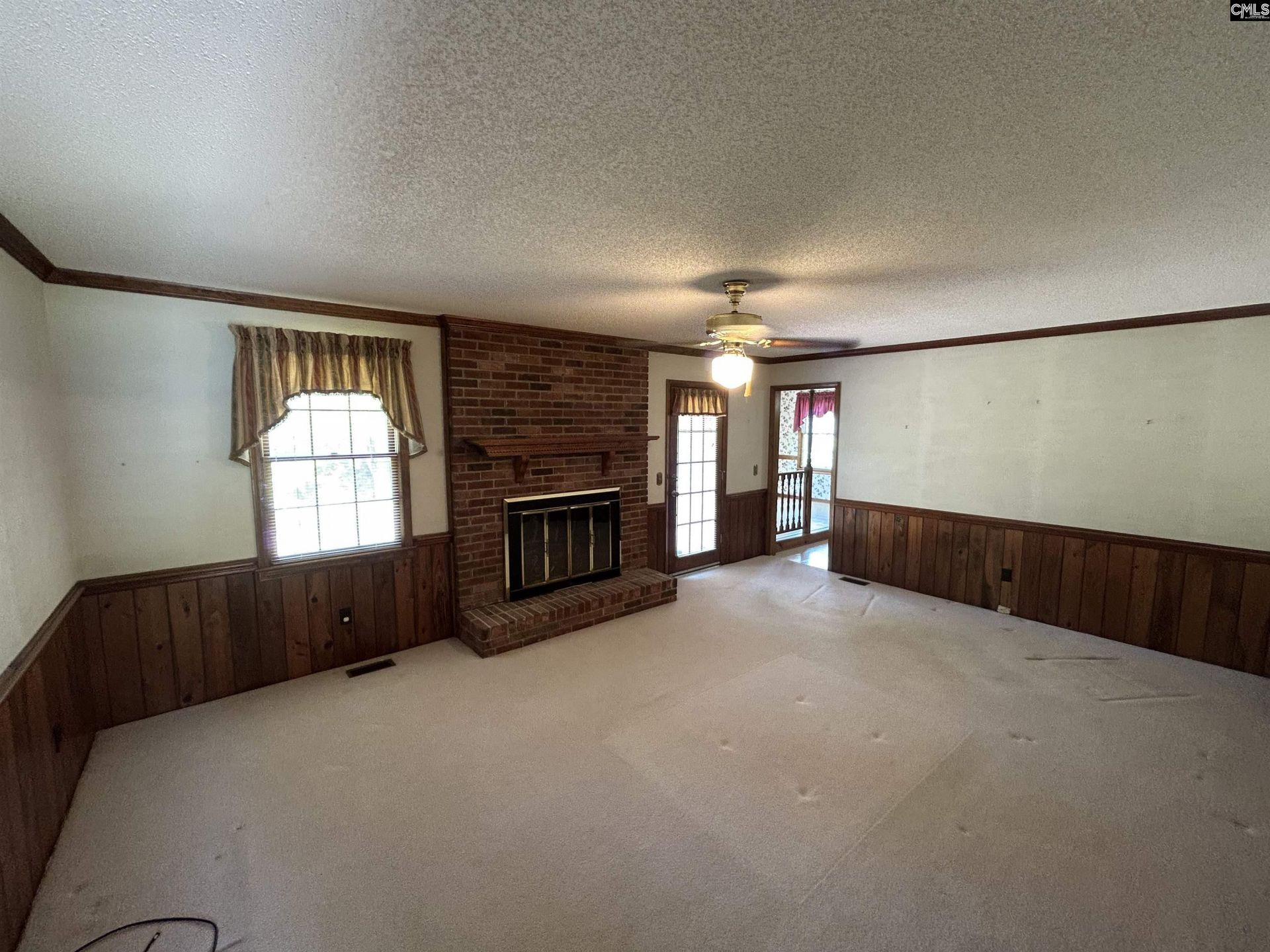 249 Tudor Road  Photo 16