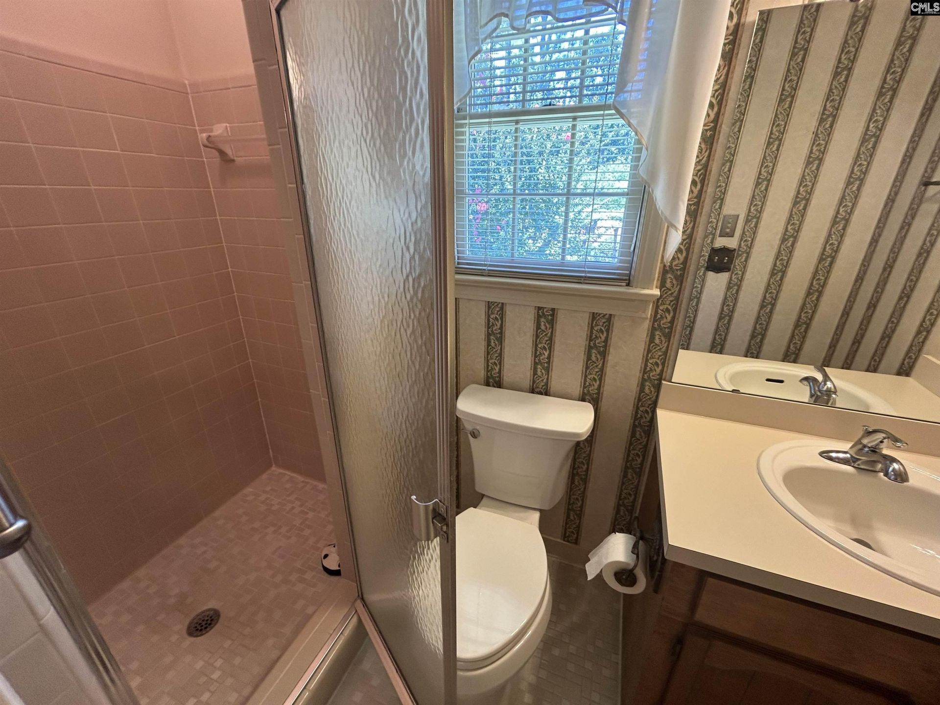 249 Tudor Road  Photo 20