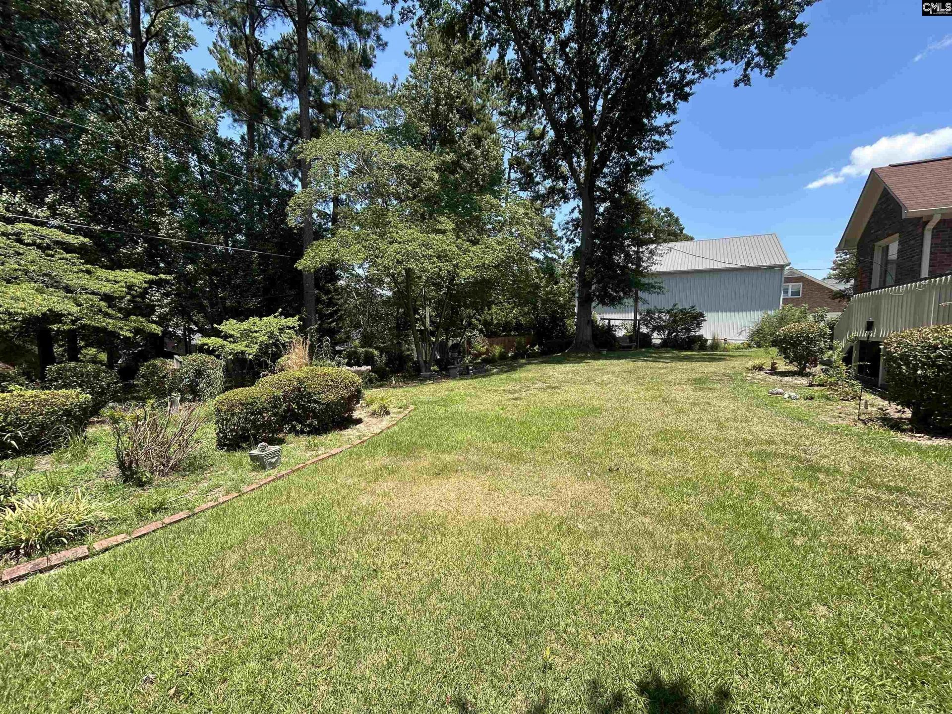 249 Tudor Road  Photo 38